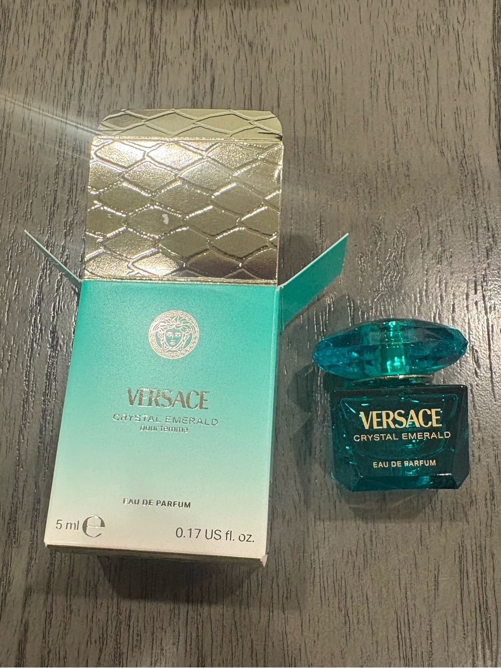 * New Versace Crystal Emerald Mini Perfume Bottle dabber 5ml / 0.17fl oz
